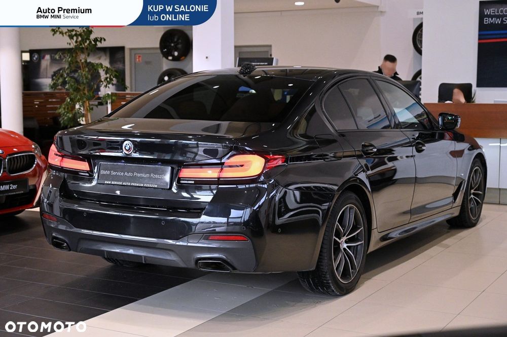 BMW Seria 5 520d xDrive MHEV M Sport sport - 6