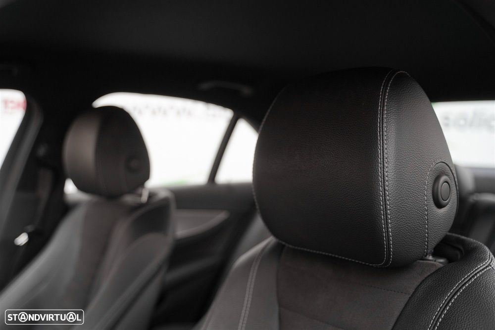 Mercedes-Benz E 220 d AMG Line - 29