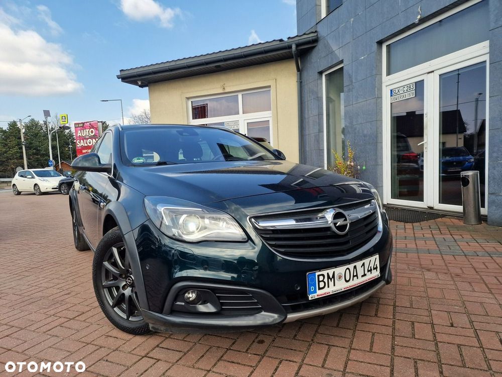 Opel Insignia CT 2.0 CDTI 4x4 S&S - 11