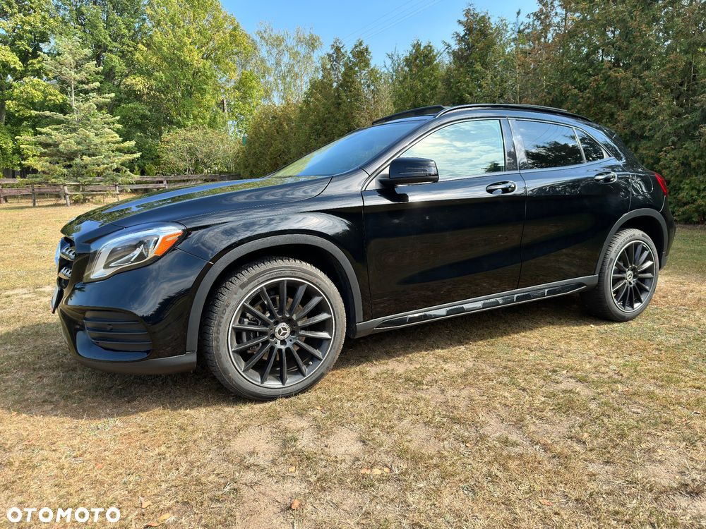 Mercedes-Benz GLA 250 4-Matic AMG Line - 6
