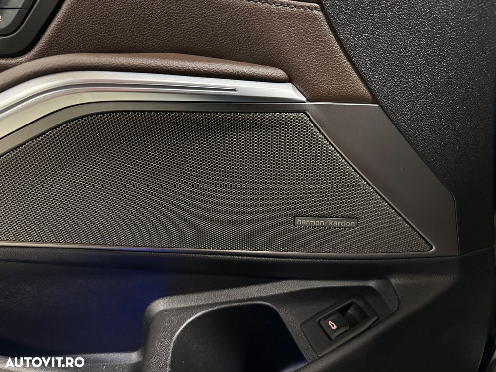 BMW Seria 3 330i xDrive AT - 18