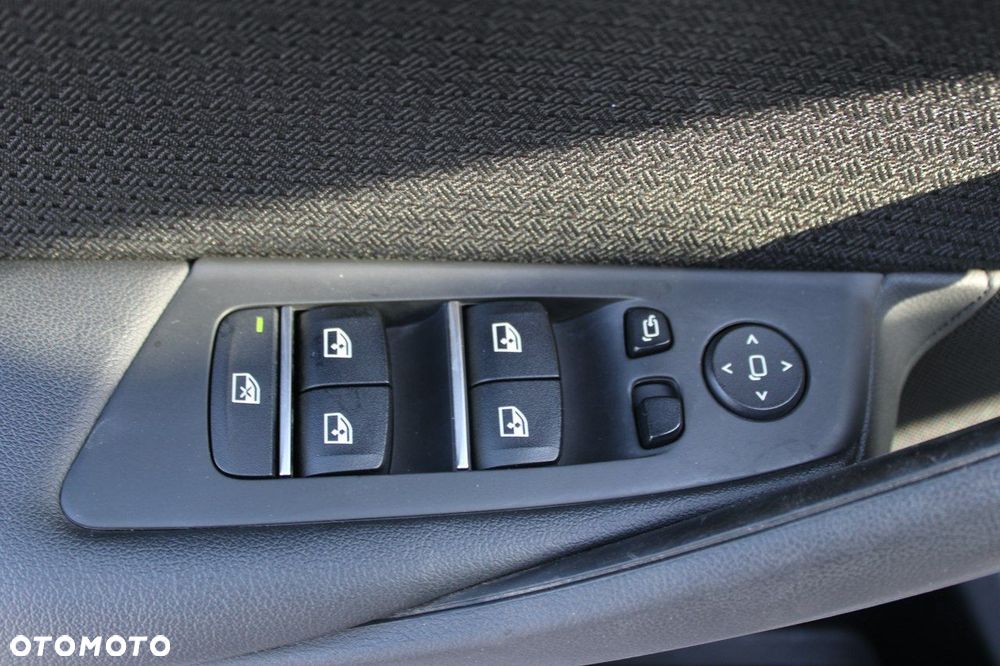 BMW Seria 5 - 24