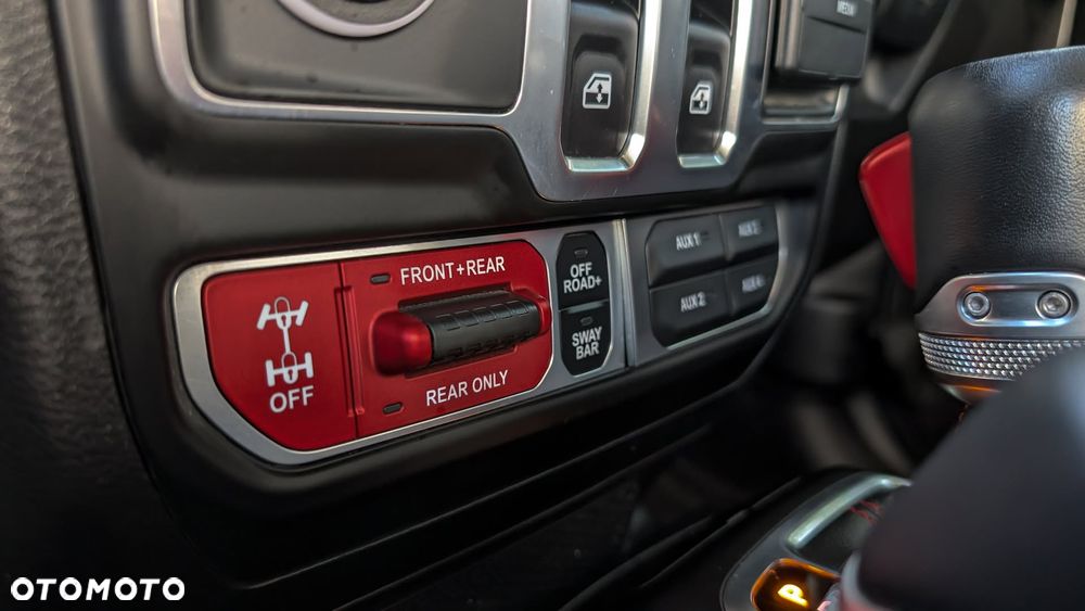 Jeep Wrangler GME 2.0 Turbo Rubicon - 24