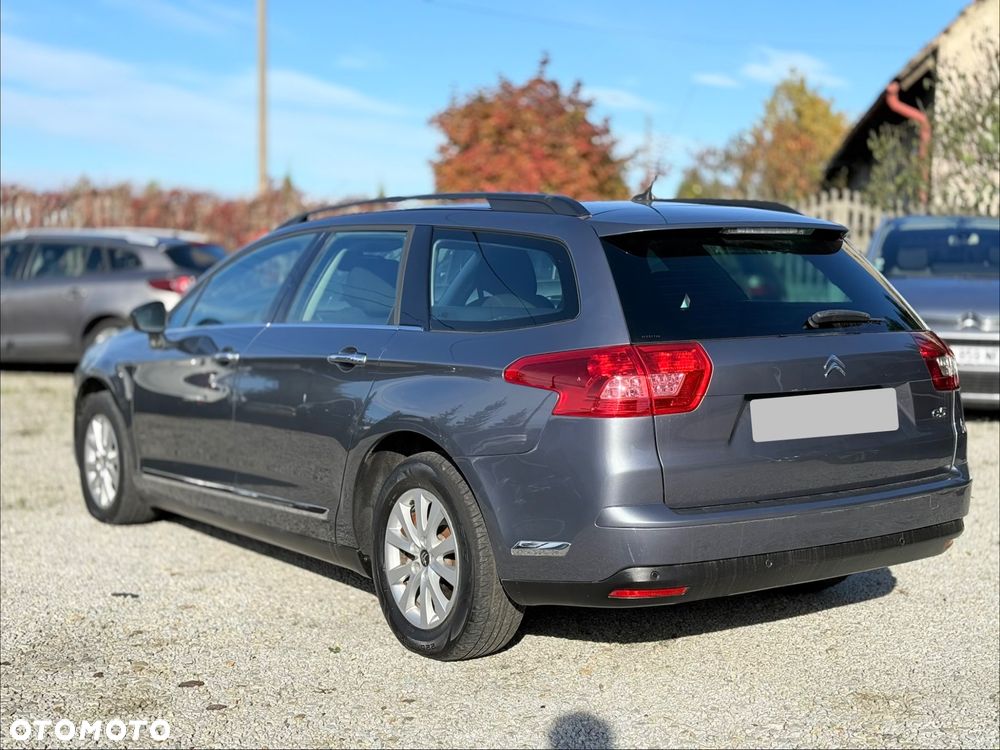 Citroën C5 Tourer HDi 115 FAP Tendance - 4