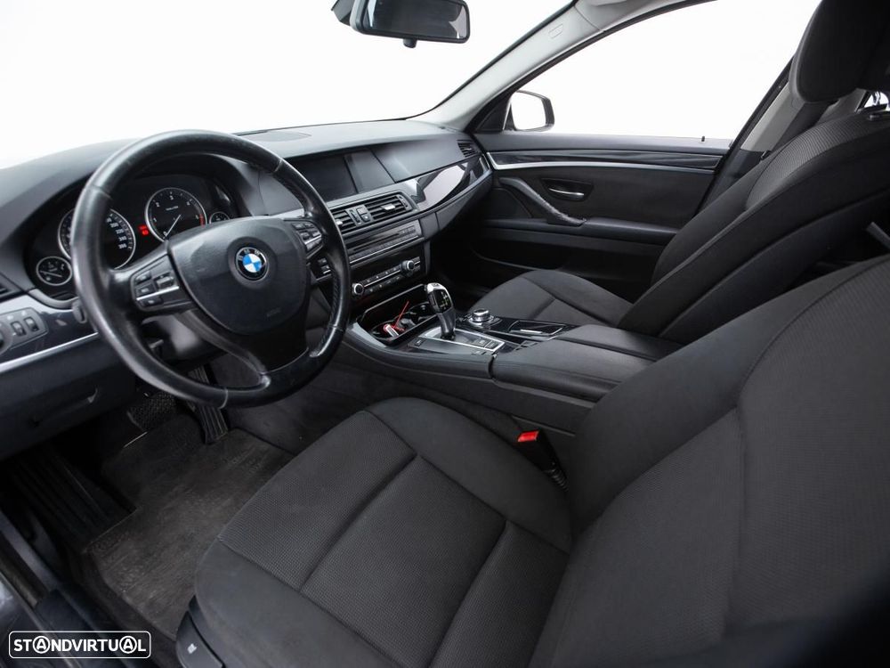 BMW 520 - 7