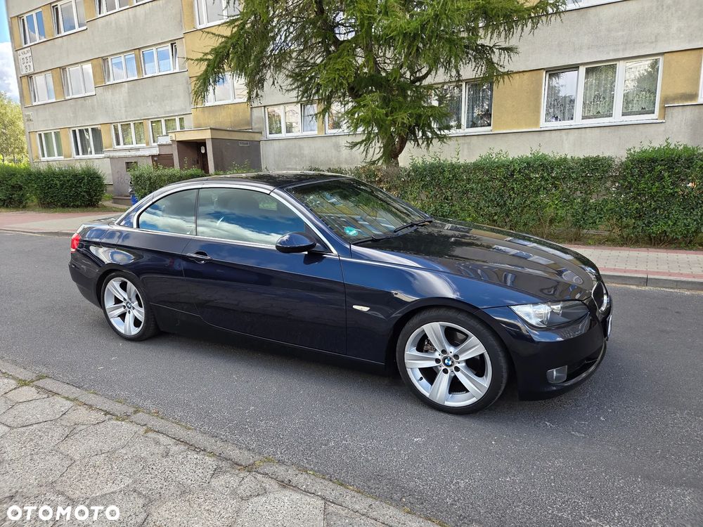 BMW Seria 3 320i Cabrio - 14