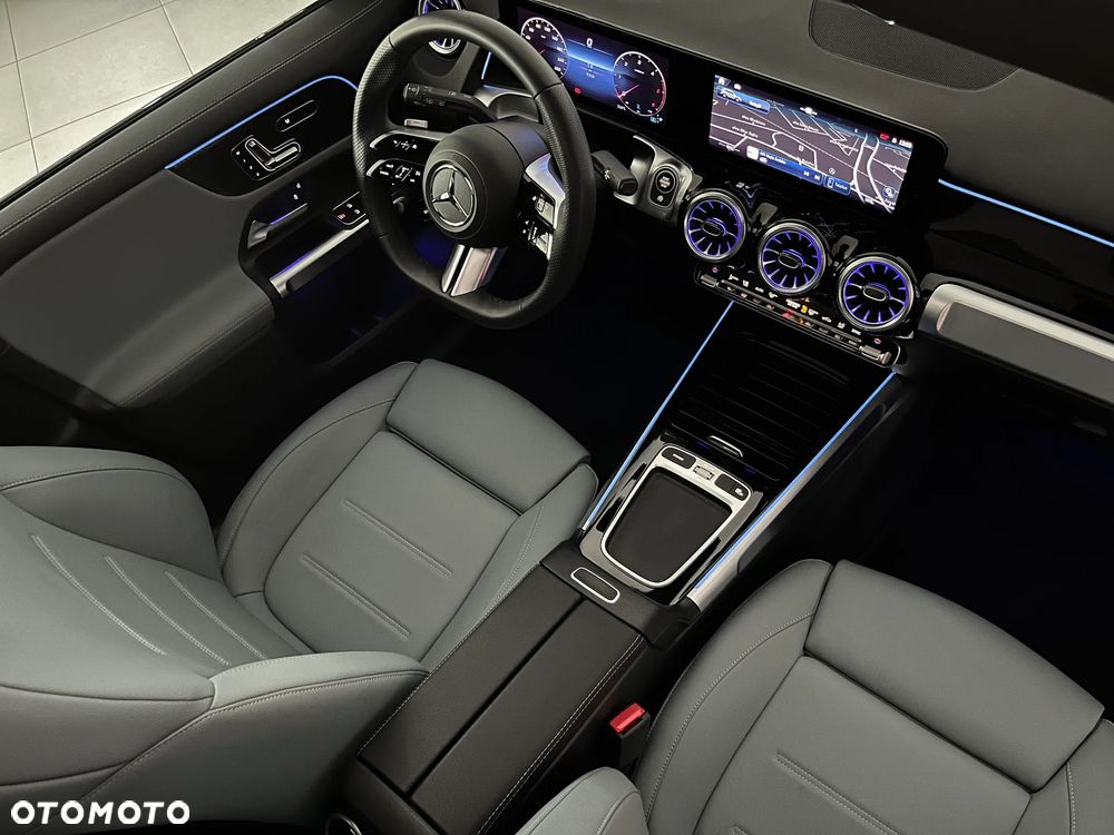 Mercedes-Benz GLB 220 d 4-Matic AMG Line 8G-DCT - 20