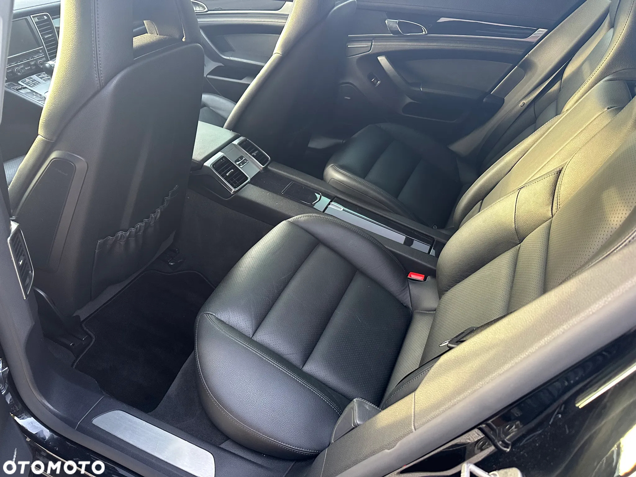 Porsche Panamera 4 PDK Edition - 33