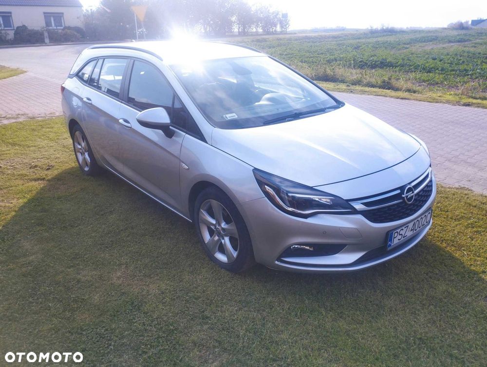 Opel Astra - 1