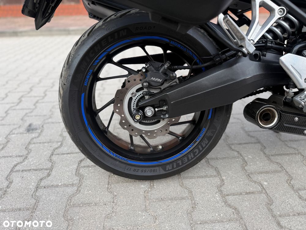 Honda CB - 9