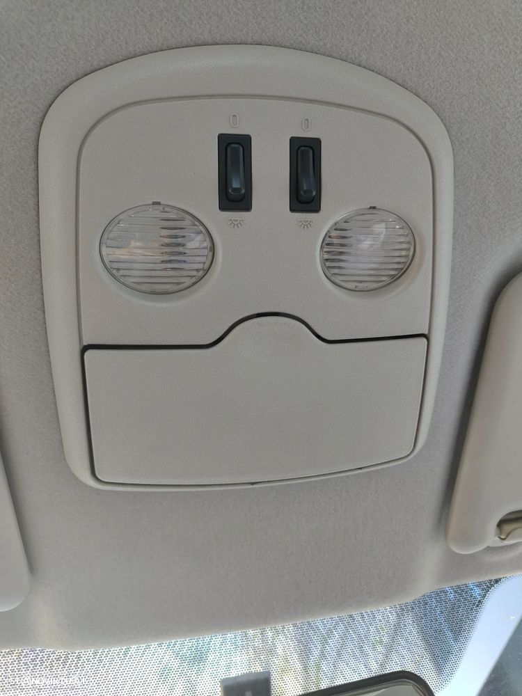 Nissan Almera 1.8 Luxury ABS+AC - 10