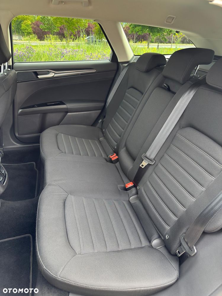 Ford Mondeo 2.0 EcoBlue Titanium - 12