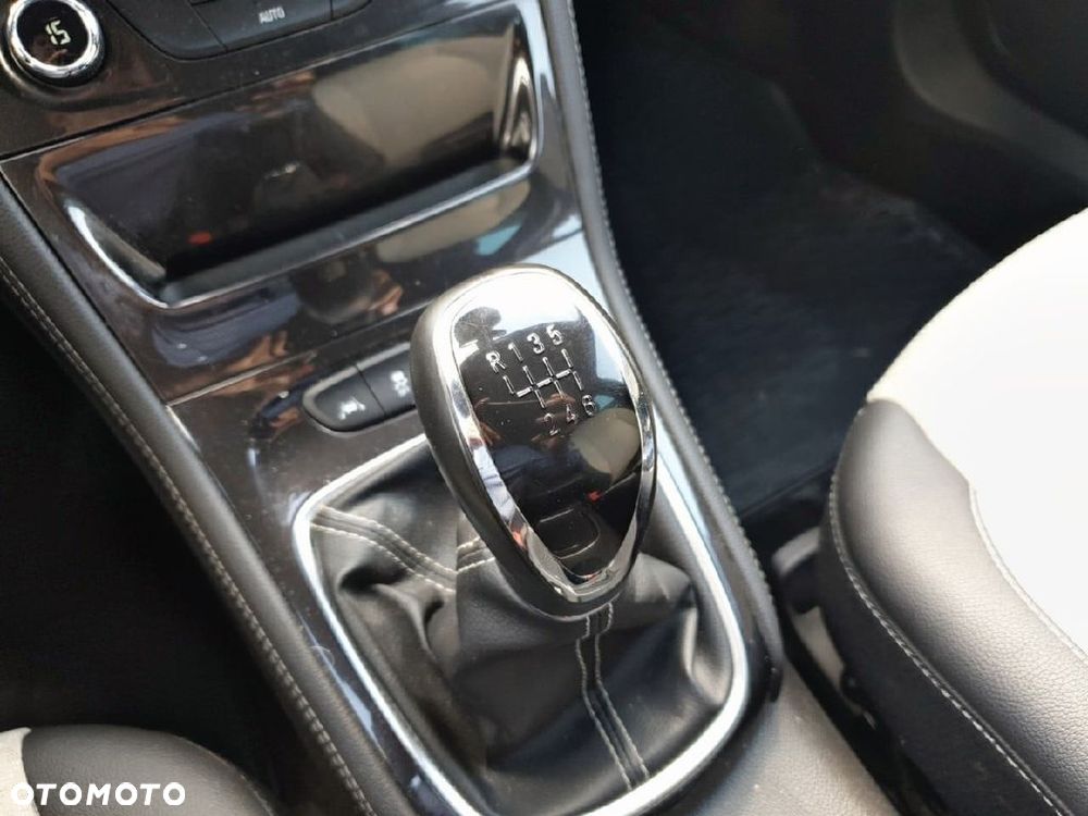 Opel Astra 1.4 T Elite - 18