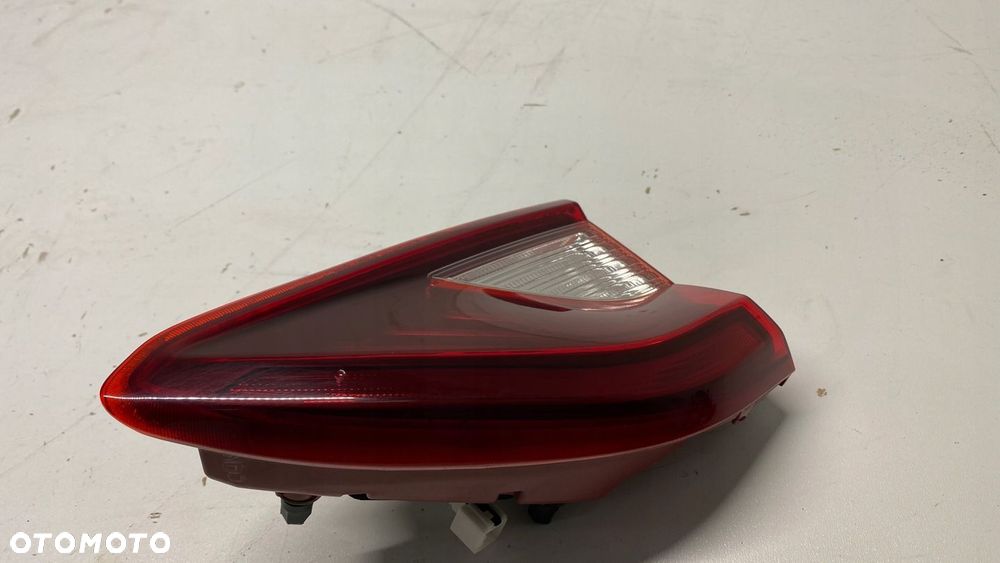 KIA STONIC LIFT GT LAMPA PRAWA TYŁ TYLNA LED W KLAPĘ 17-24 - 3