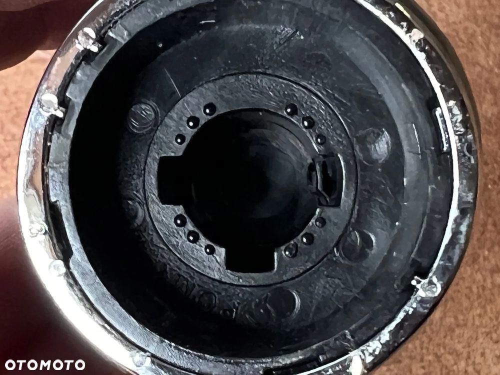 GAŁKA ZMIANY BIEGÓW NISSAN QASHQAI II J11 - 3