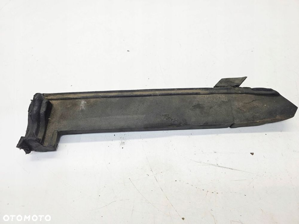 WYGŁUSZENIE BŁOTNIKA PRAWE AUDI A3 8V 8V0823722E - 1