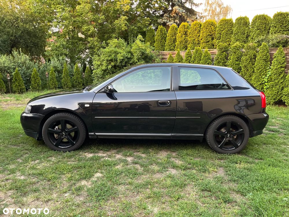 Audi A3 3-drzwiowe 1.8T Ambition - 2