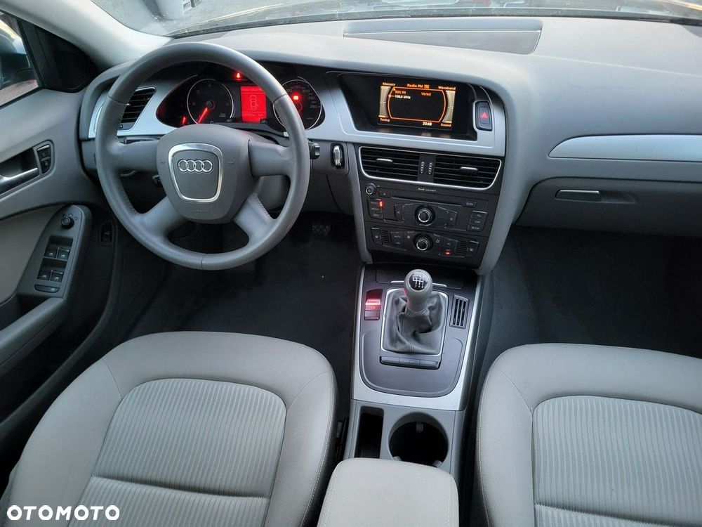 Audi A4 Limousine 2.0 TDI - 12