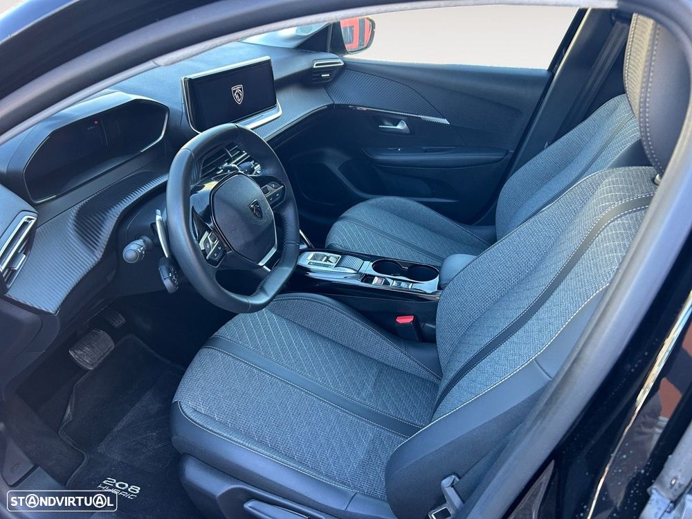 Peugeot 208 1.2 Hybrid Allure e-DCS6 - 9