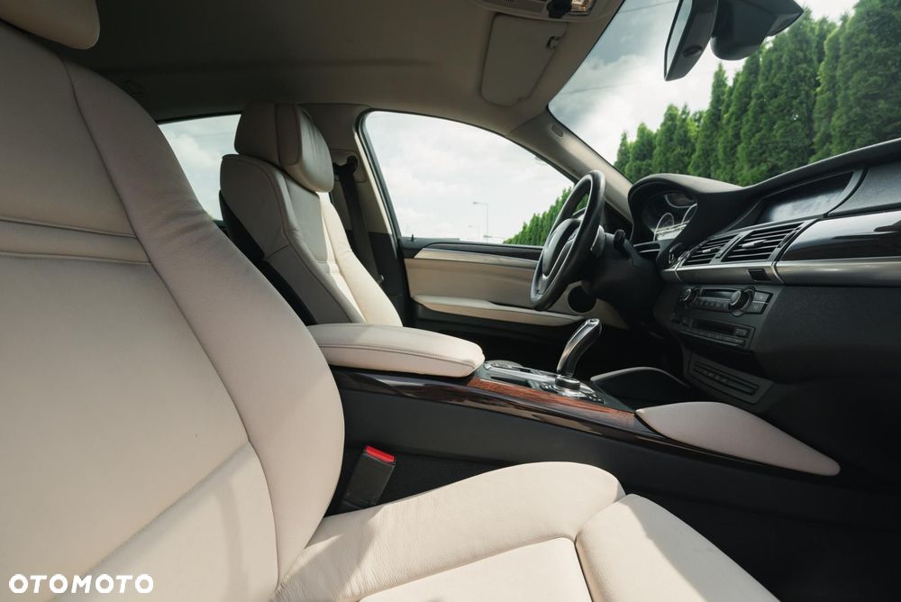 BMW X6 - 17