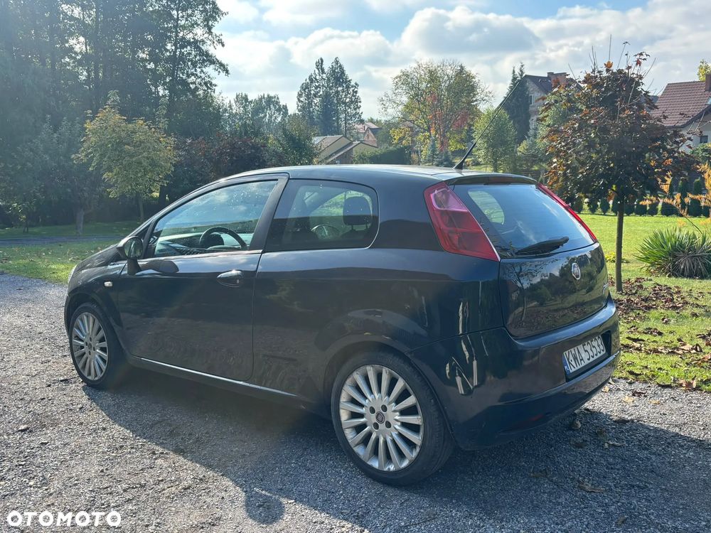 Fiat Grande Punto - 20