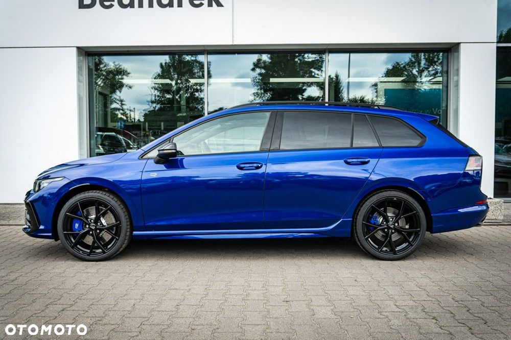 Volkswagen Golf - 11