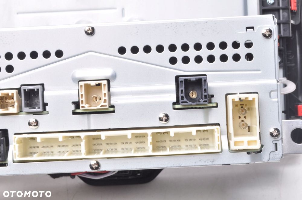 TOYOTA YARIS IV RADIO NAWIGACJA 46140-K0152 - 4