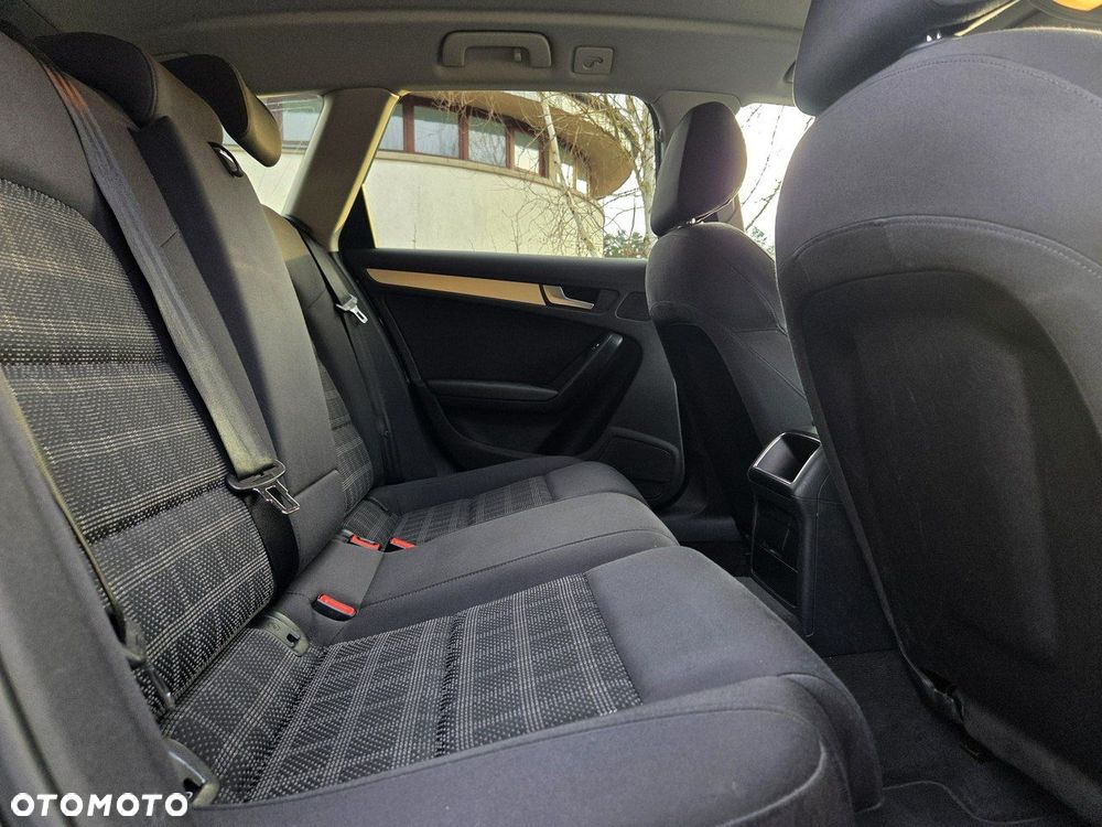 Audi A4 Avant 1.8 TFSI Attraction - 11