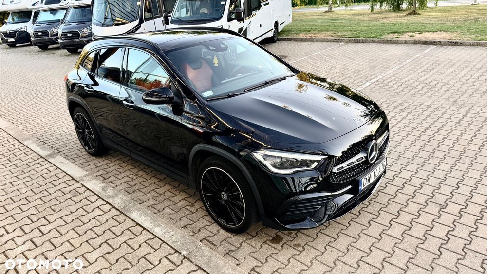 Mercedes-Benz GLA 200 d AMG Line - 19