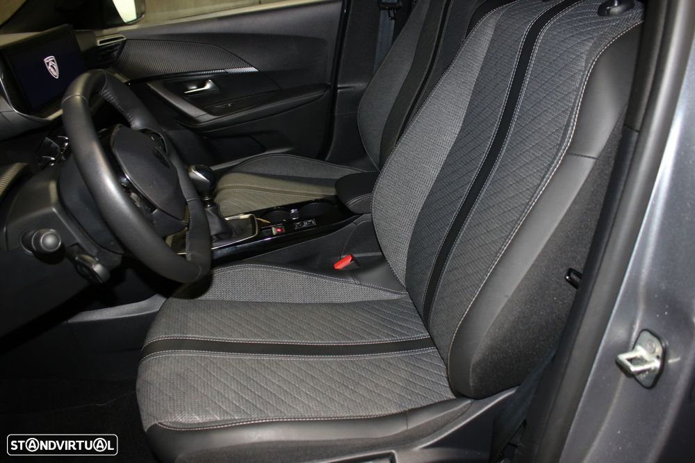 Peugeot 2008 1.2 PureTech Allure - 18