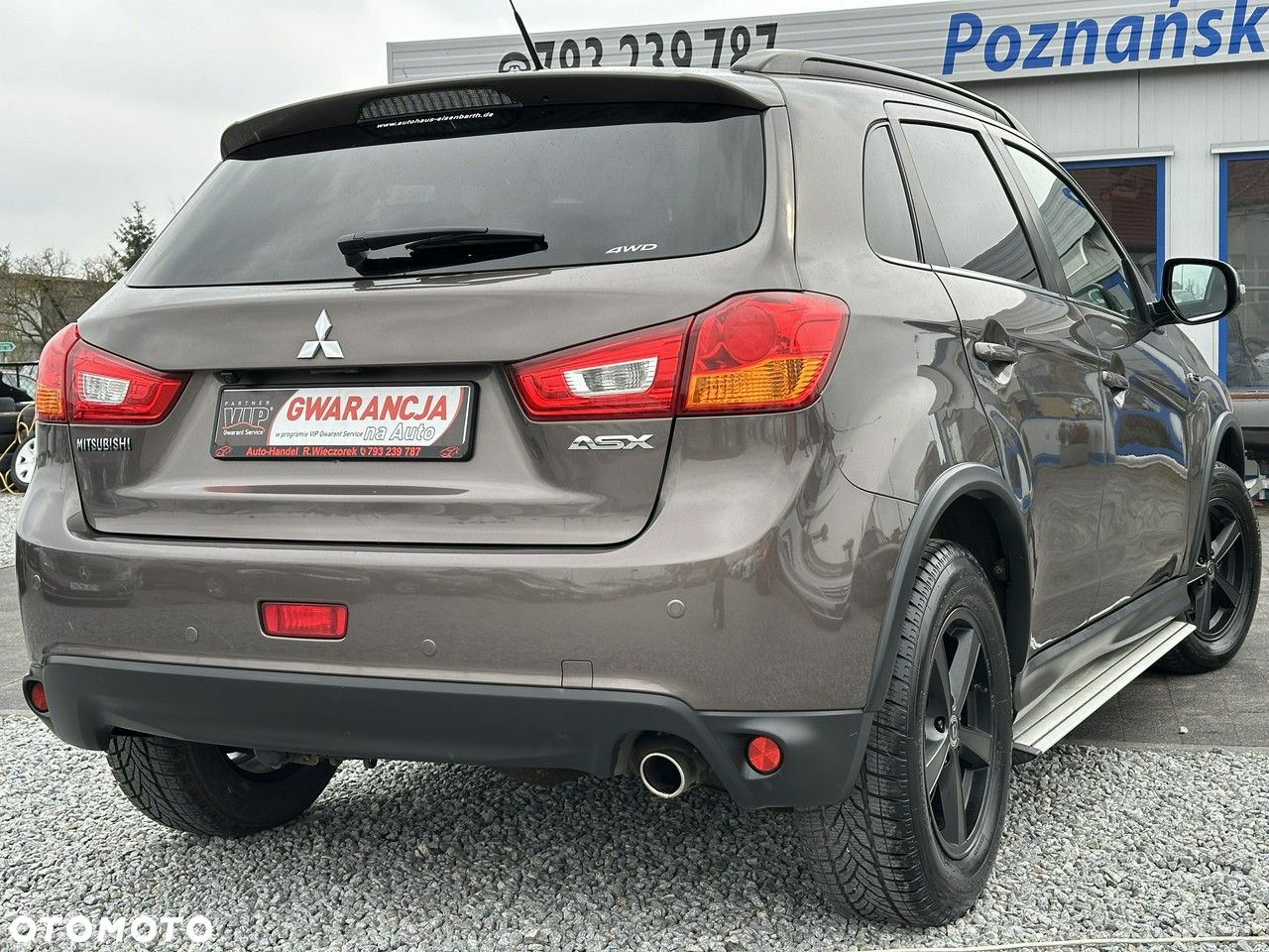 Mitsubishi ASX - 5