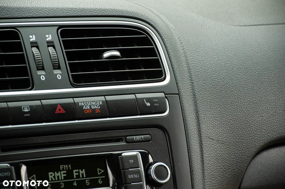 Volkswagen Polo 1.4 Style - 35