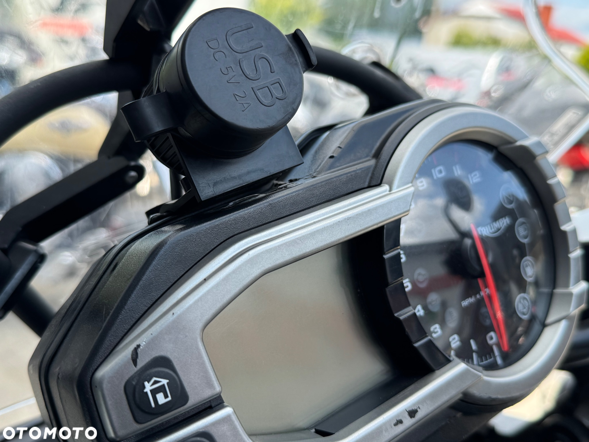 Triumph Tiger - 28