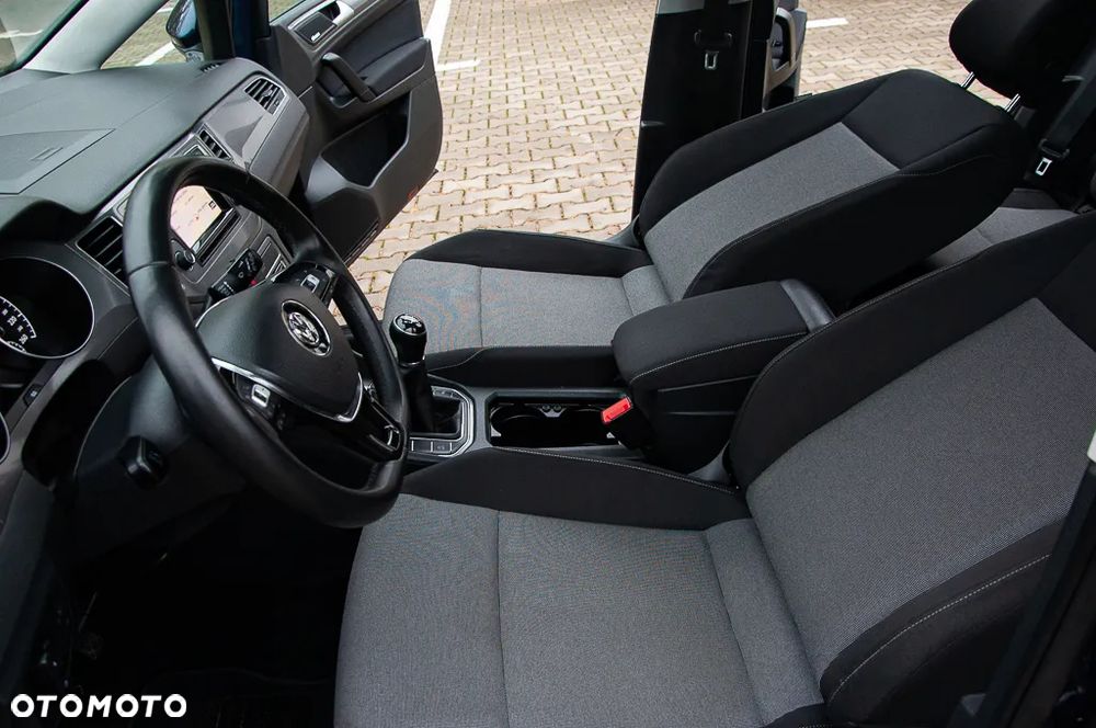 Volkswagen Golf Sportsvan SV 1.6 TDI BMT Highline - 37