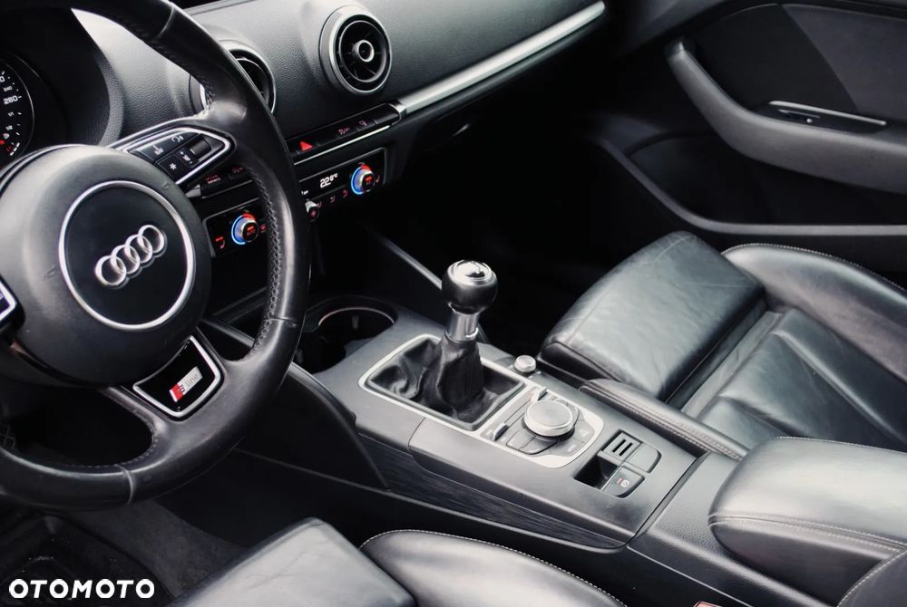Audi A3 Sportback 2.0 TDI (clean diesel) S line Sportpaket - 22