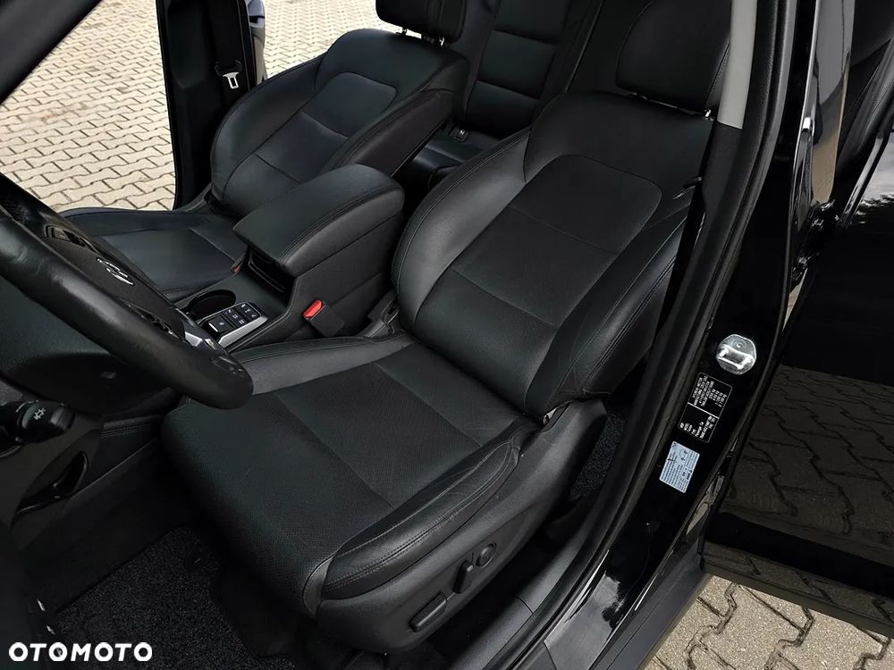 Hyundai Tucson 2.0 CRDI 4WD Automatik Premium - 40