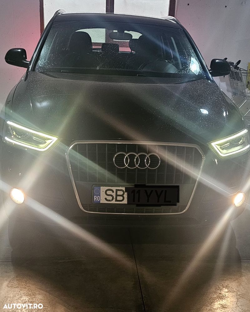 Audi Q3 2.0 TDI - 1