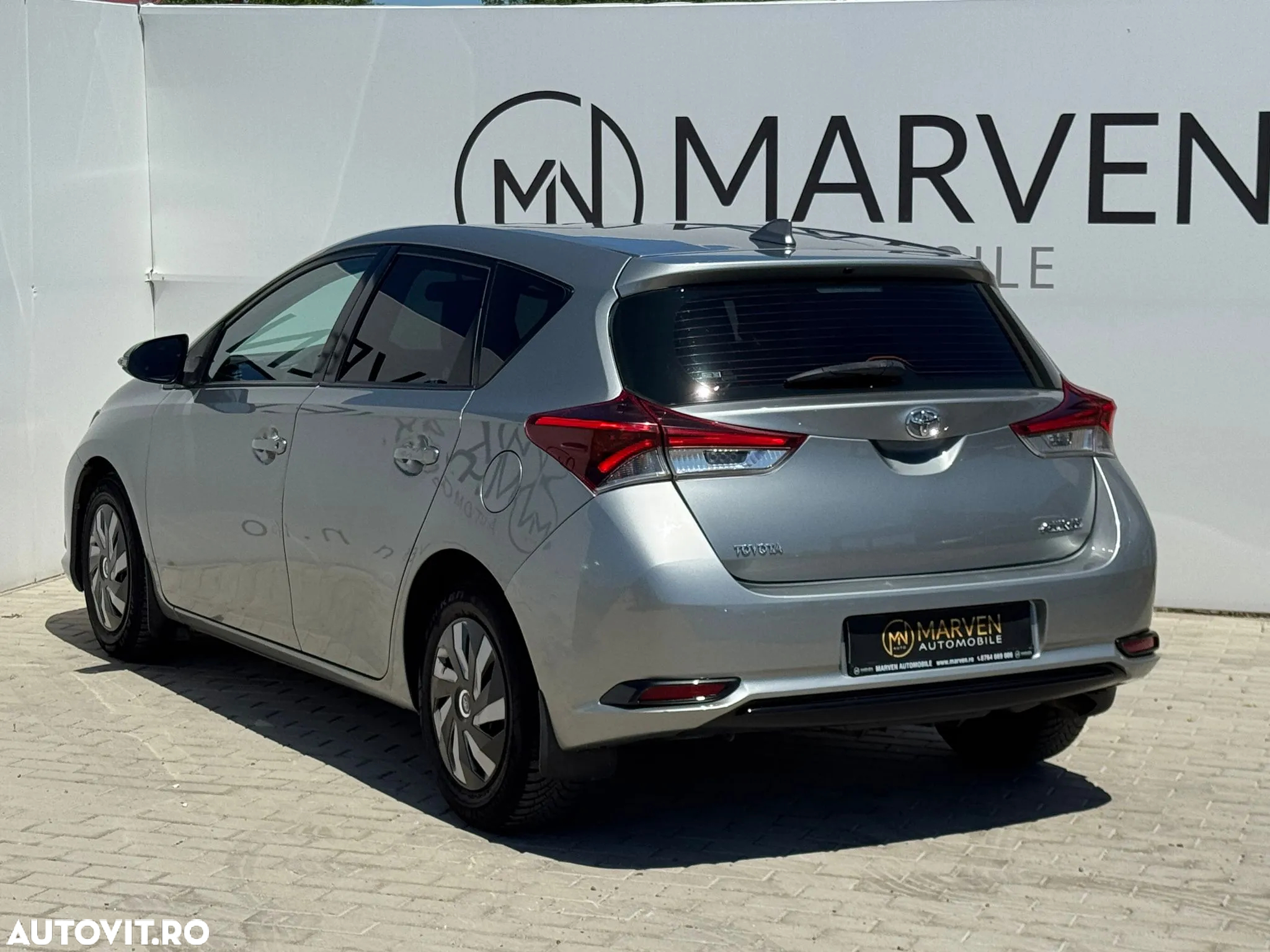 Toyota Auris 1.3 Dual VVT-i Terra - 4