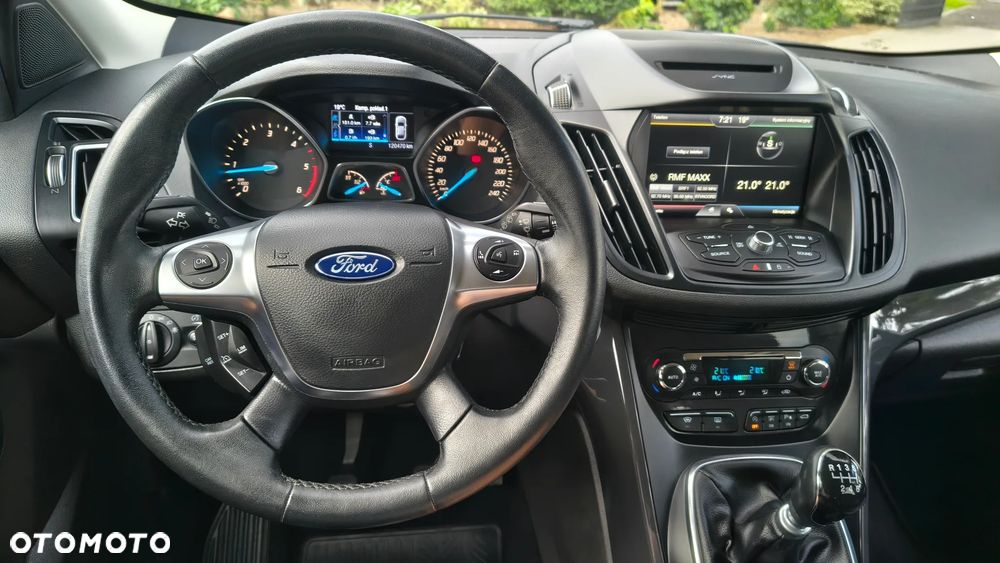 Ford Kuga 2.0 TDCi 4x4 Titanium - 21