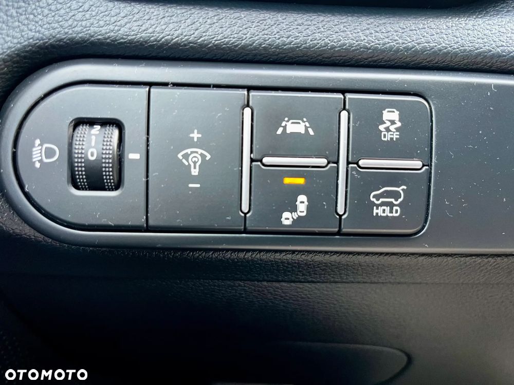 Kia XCeed 1.5 T-GDI OPF DCT7 PLATINUM EDITION - 17