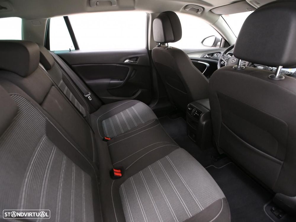 Opel Insignia Sports Tourer 1.6 CDTi Executive S/S - 11