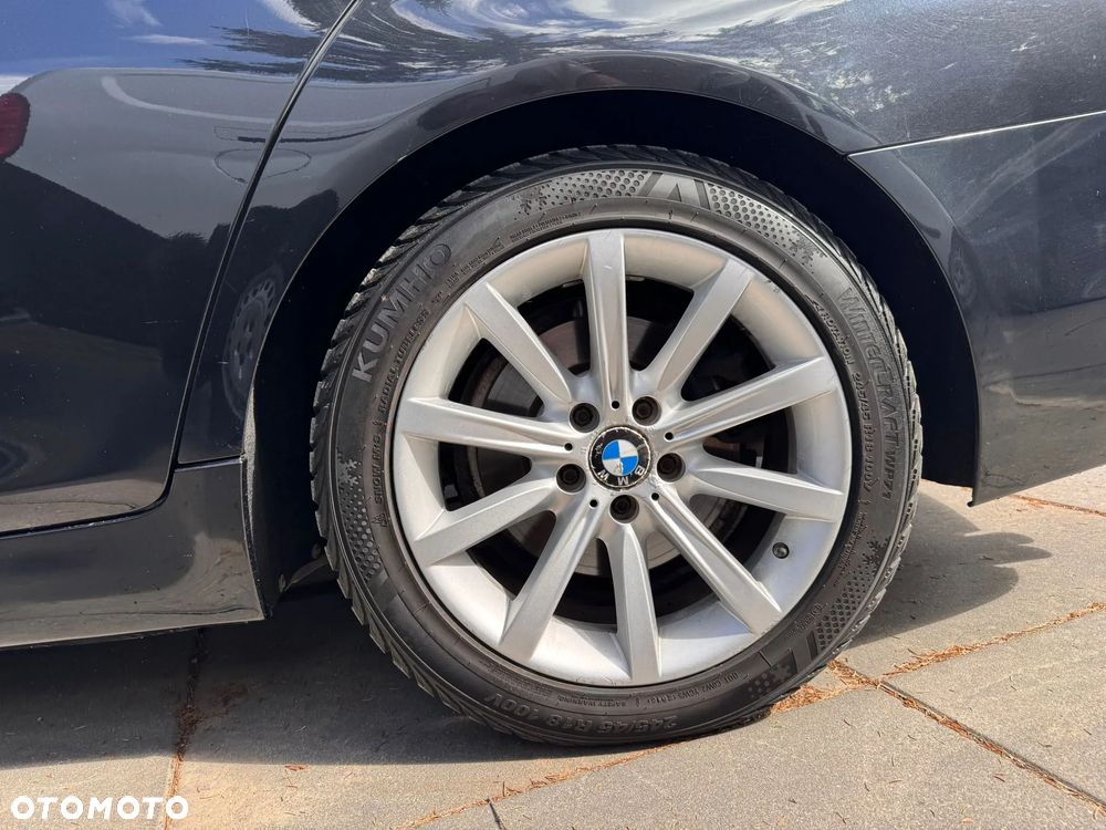 BMW Seria 5 525d xDrive Luxury Line - 29