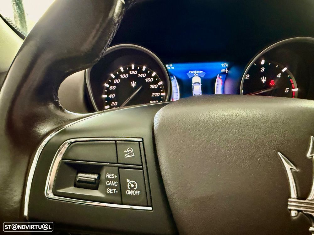 Maserati Levante - 30