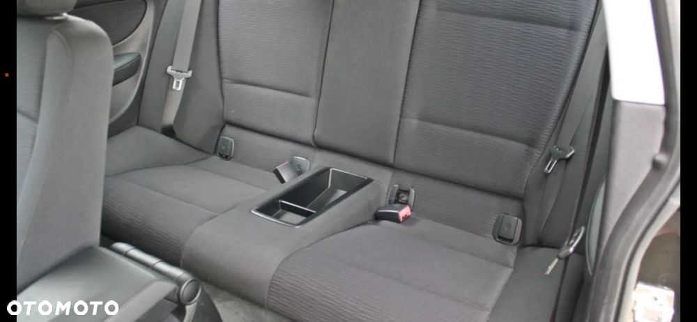 BMW Seria 1 118d DPF Edition Sport - 8