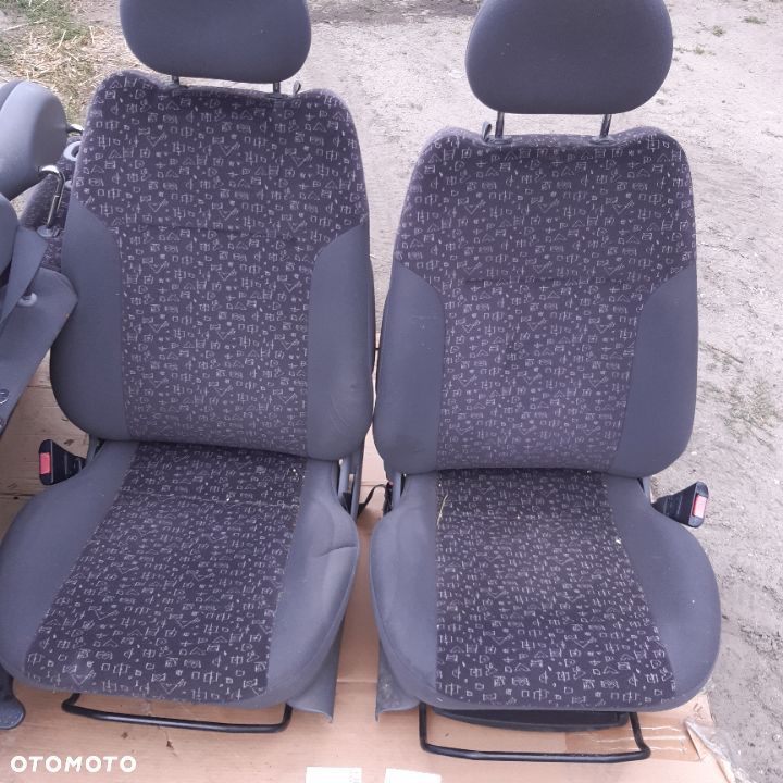 FOTELE KANAPY KOMPET CORSA C - 1