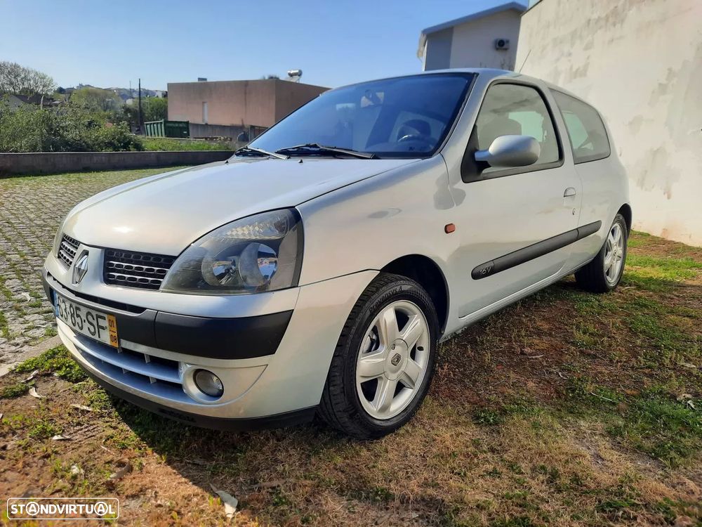 Renault Clio 1.2 16V Confort Privilège - 1