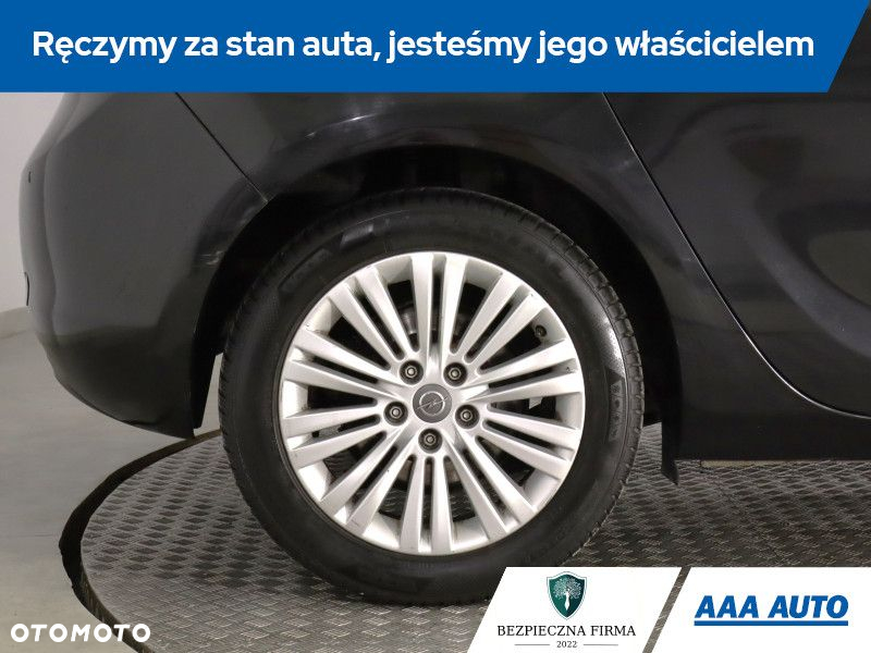 Opel Astra - 16