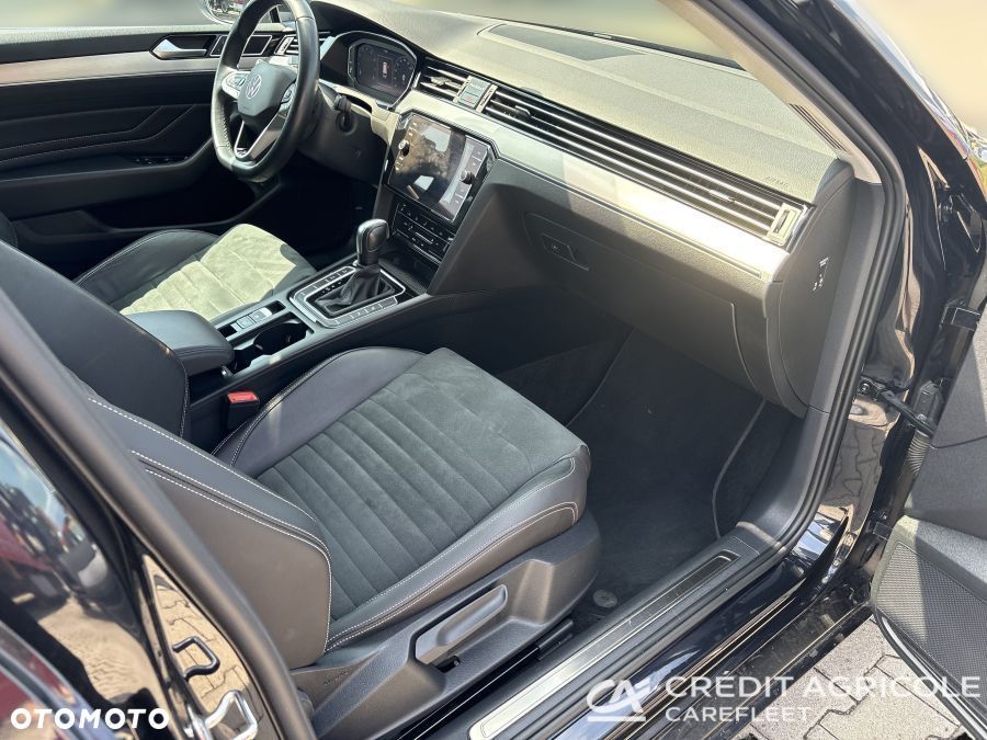 Volkswagen Passat 2.0 TSI Elegance DSG - 17