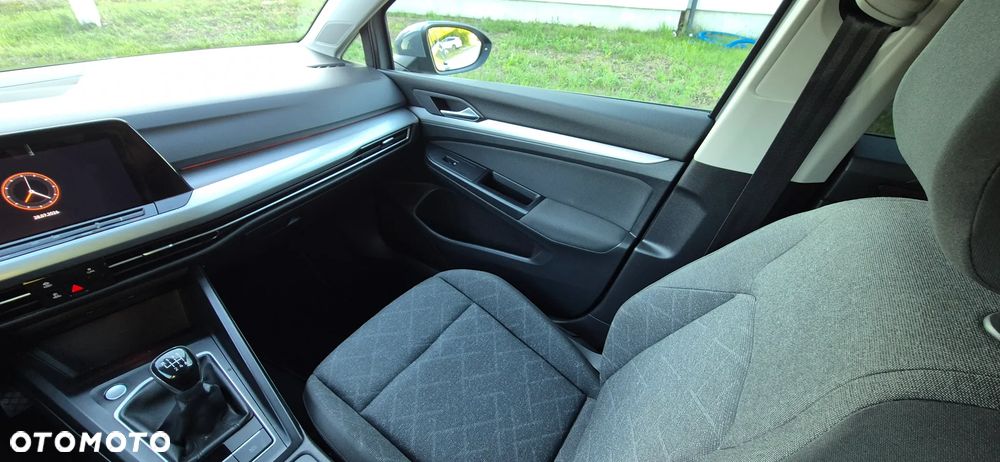 Volkswagen Golf - 6