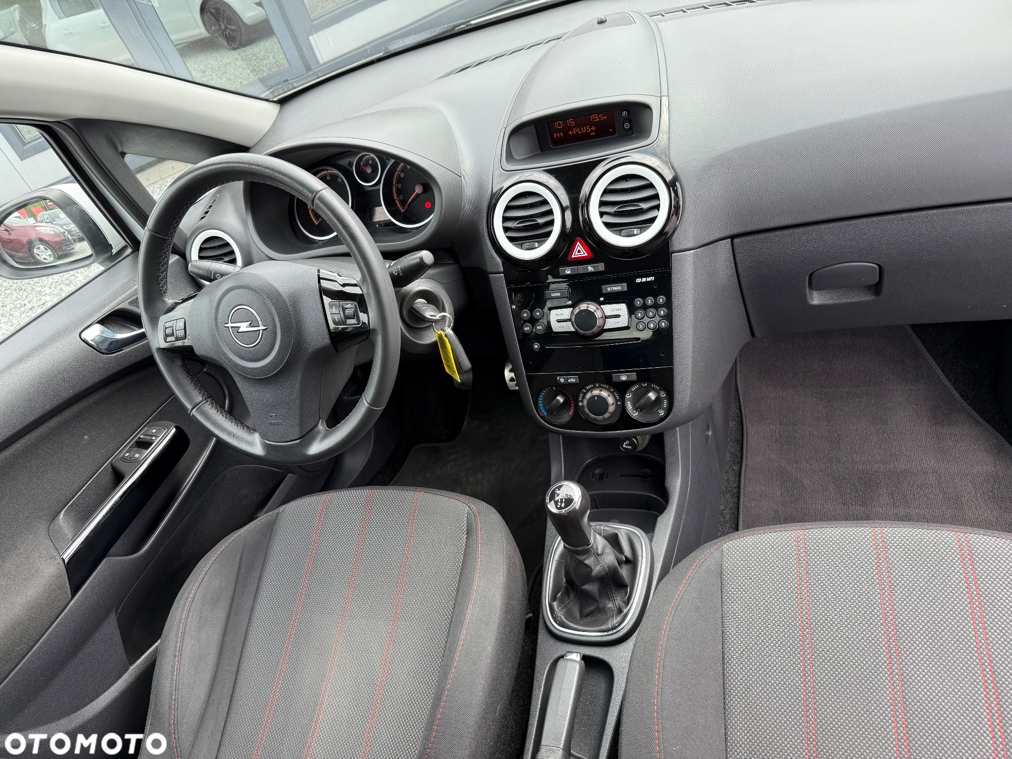 Opel Corsa 1.4 16V Color Edition - 8